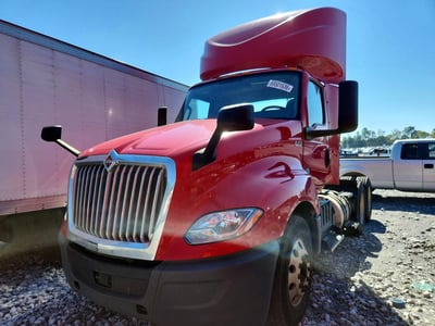 2020 International LT625