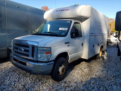 2010 Ford E-350