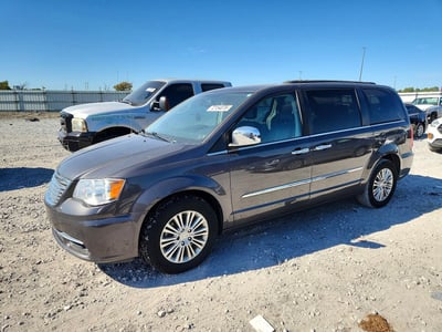 2016 Chrysler Town & Country