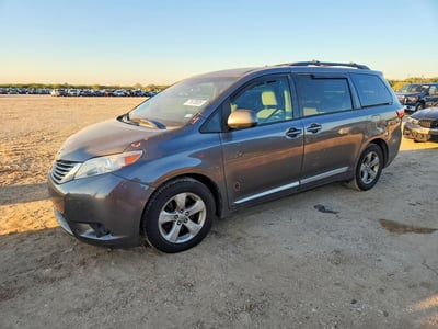 2016 Toyota Sienna