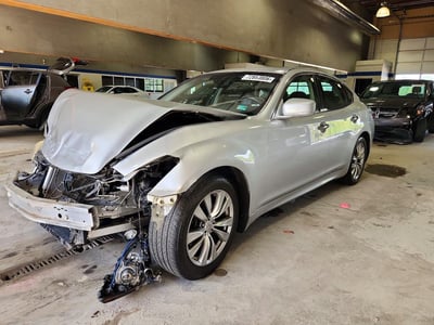 2012 Infiniti M37