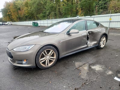2015 Tesla Model S