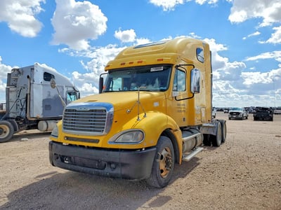 2006 Freightliner Columbia 120