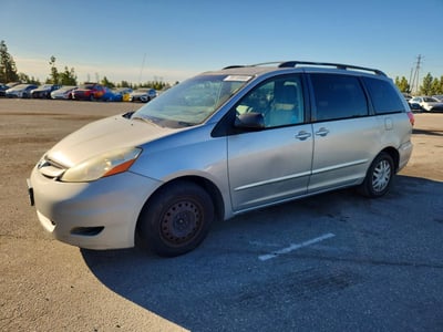 2009 Toyota Sienna