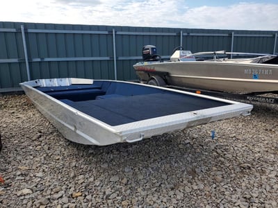 2011 Blazer Welding & Trailers 82x20 Tcho