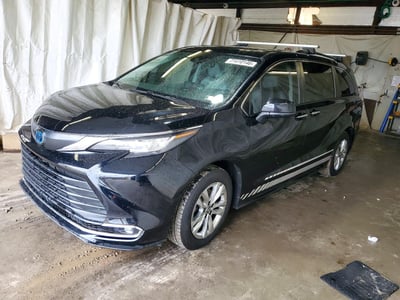 2022 Toyota Sienna Hybrid