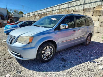 2013 Chrysler Town & Country