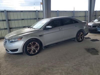 2014 Ford Taurus