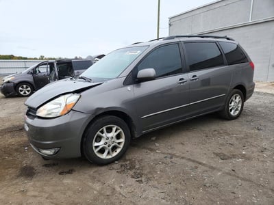 2004 Toyota Sienna