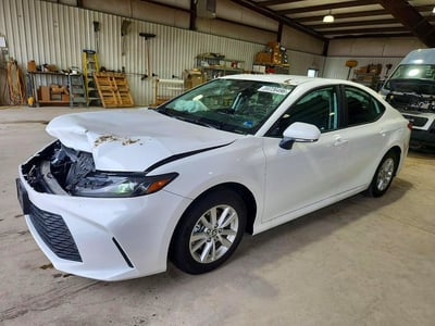 2025 Toyota Camry Hybrid