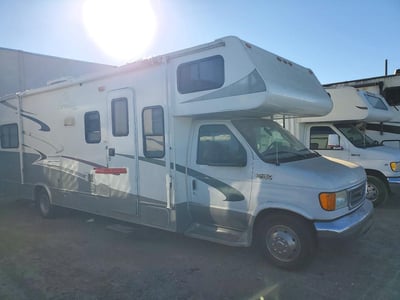 2004 Ford E-450 Super Duty