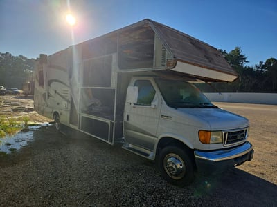 2006 Ford E-450 Super Duty