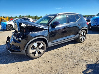 2021 Volvo XC40