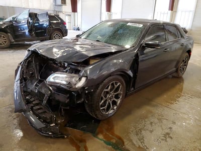 2018 Chrysler 300