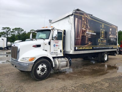 2022 Peterbilt 330