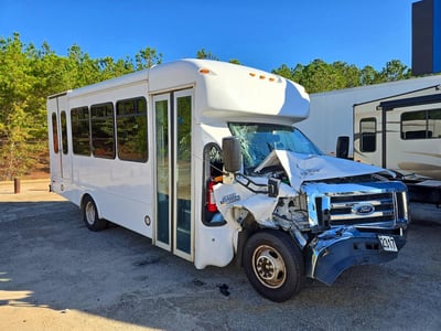 2023 Ford E-450
