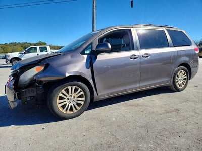 2013 Toyota Sienna