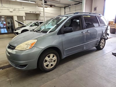 2004 Toyota Sienna