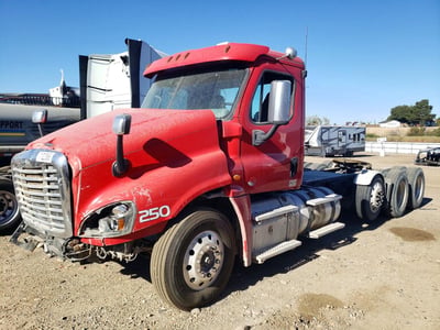 2017 Freightliner Cascadia 125