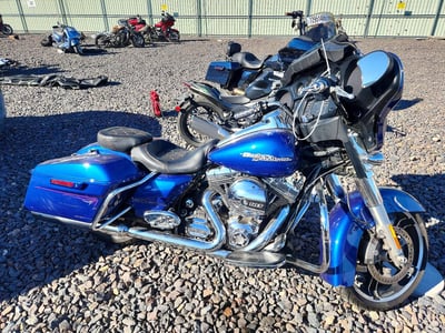 2015 Harley-Davidson FLHX