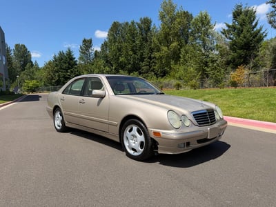 2000 Mercedes-Benz E-Class