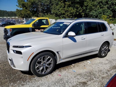 2023 BMW X7