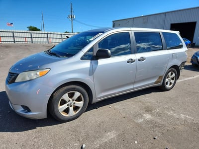 2015 Toyota Sienna