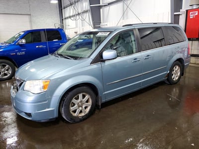 2009 Chrysler Town & Country