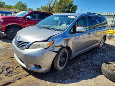 2012 Toyota Sienna