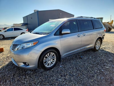 2015 Toyota Sienna