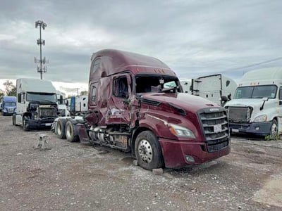 2021 Freightliner Cascadia