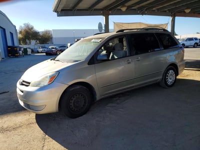 2004 Toyota Sienna