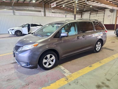 2011 Toyota Sienna