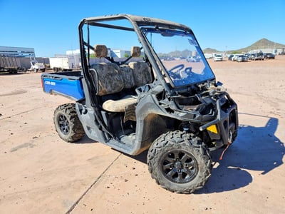 2023 Can-Am Defender