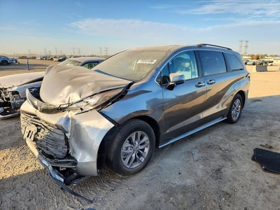 2026 Toyota Sienna Hybrid
