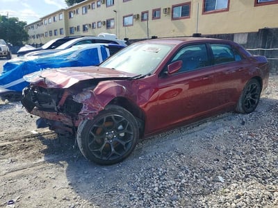 2019 Chrysler 300s
