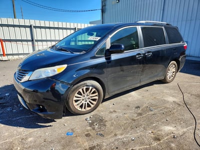 2016 Toyota Sienna