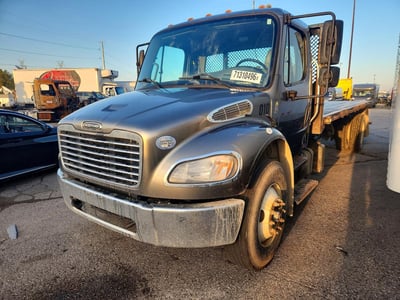 2021 Freightliner M2
