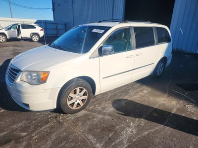 2010 Chrysler Town & Country