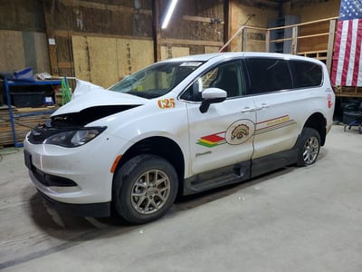 2023 Chrysler Voyager
