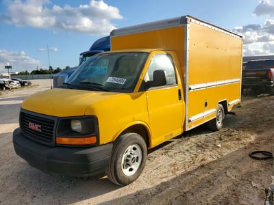 2011 GMC Savana