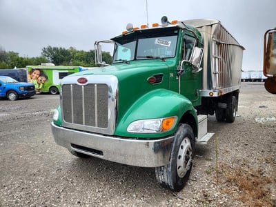 2012 Peterbilt 337