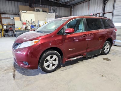 2011 Toyota Sienna