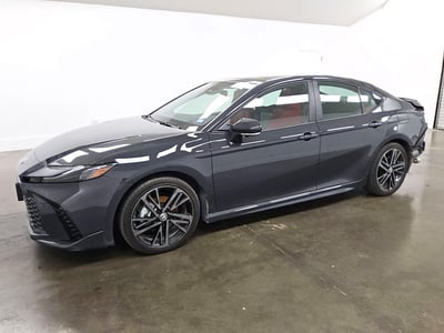 2025 Toyota Camry Hybrid