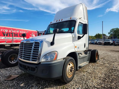 2016 Freightliner Cascadia 125