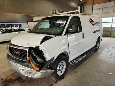 2015 GMC Savana