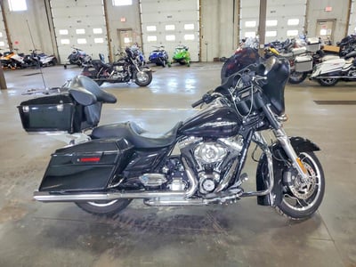 2011 Harley-Davidson FLHX