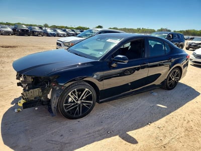 2025 Toyota Camry Hybrid
