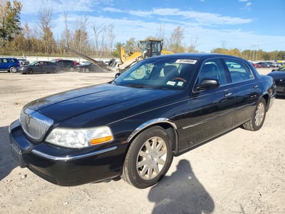 2011 Lincoln Town Car