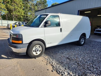 2017 GMC Savana